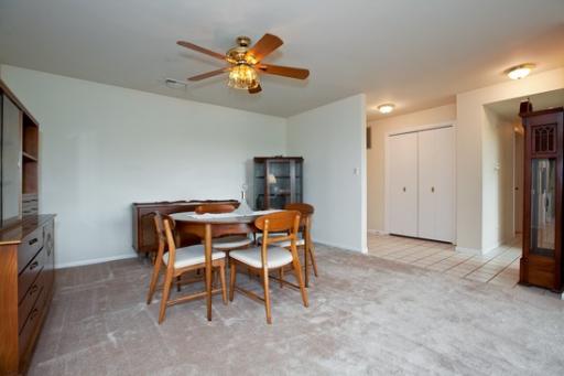 Homes for Sale 701 Lake Hinsdale Drive #507 Willowbrook, IL