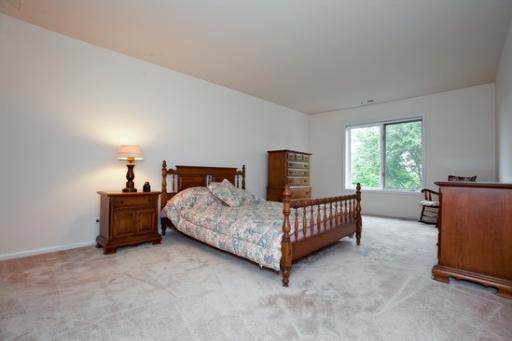 Homes for Sale 701 Lake Hinsdale Drive #507 Willowbrook, IL